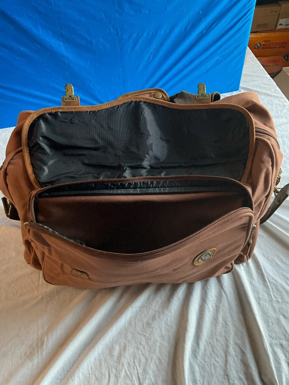 ​Magellan Sportswear Vintage Canvas & Suede Duffel Bag